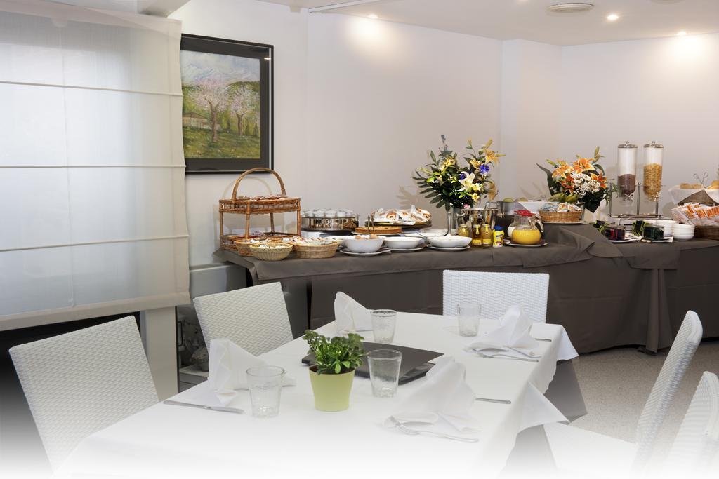 Hotel Gardenia Cermenate Zewnętrze zdjęcie