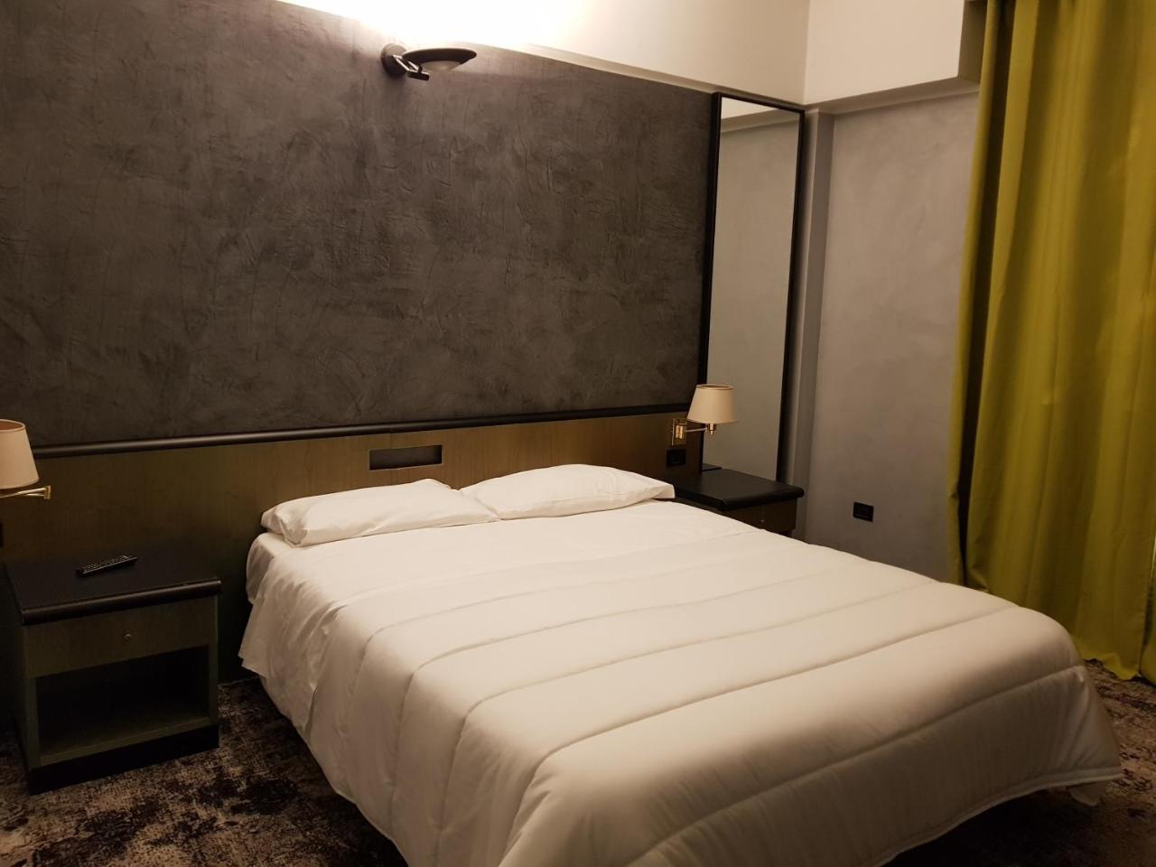 Hotel Gardenia Cermenate Zewnętrze zdjęcie