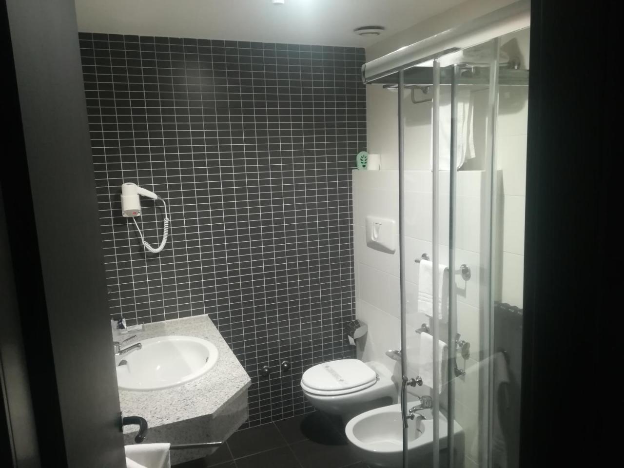 Hotel Gardenia Cermenate Zewnętrze zdjęcie